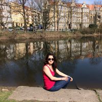 Rowshanak Irani的照片