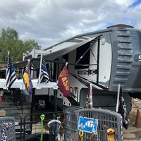 Photos de Milan Alexander Manfred  Hlozek