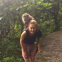 Csenge Gábeli的照片