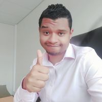 Ernesto Ricci的照片