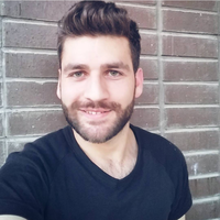 Onur Basikara的照片