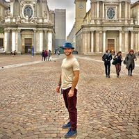 Johnny Wanda's Photo