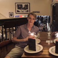 Edgar Elliott的照片