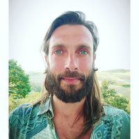 Darius Amore's Photo