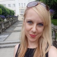 Nadia Caouette的照片