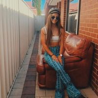 Nicole Horsley的照片