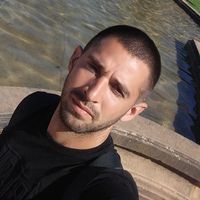 Artem Markarov的照片