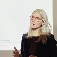 anna alexander的照片