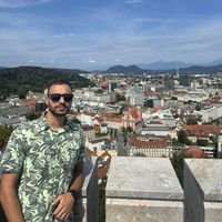 Fotos von Gjergji Melengu