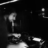 Alejandro Ll E's Photo