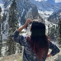 Astha Gupta的照片