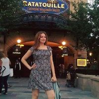 Sirine Bouakez的照片