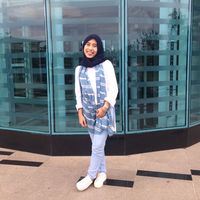 Dinda Syifa's Photo