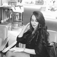 Fotos von Boutaina Di