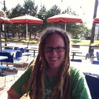 Katie Oswald的照片