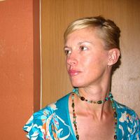 Julie Bladon的照片