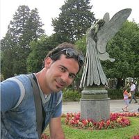 Fotos de masoud sadeghi tabatabaei