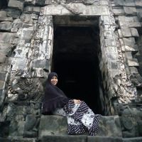 kun puji sad artati's Photo