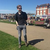 Daniel Priestley的照片