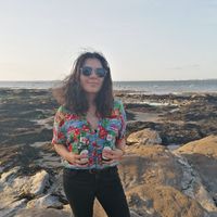 Sarah Nadifi的照片