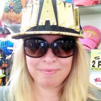 Katrina Ezra Betton的照片