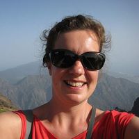 Caro Linette的照片