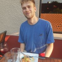 Johnny Lamont的照片