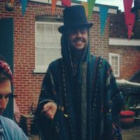 sam Tottenham的照片