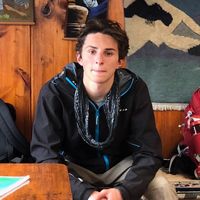 Adrian Delli Colli的照片