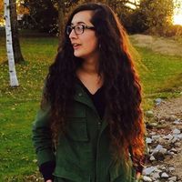 Ariel Bissett的照片