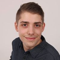 Fabian Pillow的照片