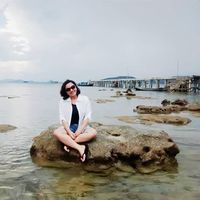 Debbie Cynthia Dewi's Photo