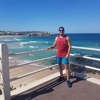 Mossy Taheri's Photo