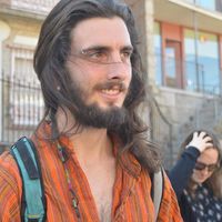 Julien Bradford Michaud的照片