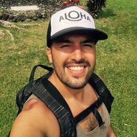 Christopher Ayres的照片