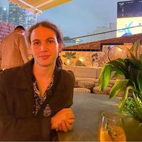 Yonnie Meyer's Photo