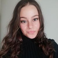 Maya Palasti的照片