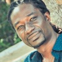 Chris Macauley的照片