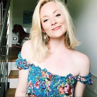 Ashleigh Lyons的照片