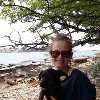 Petra Demsar的照片