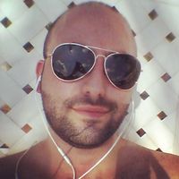 Leandro Reyes的照片