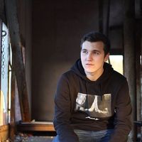 Julian Schmalzl的照片