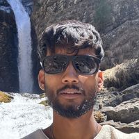 PIYUSH DABI的照片