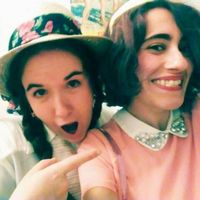 Lili Renauld的照片