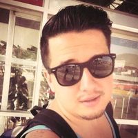 Mau Cordova的照片