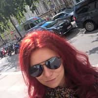 Isabella Lukas's Photo