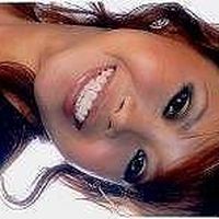 Fotos de Nadya Eloise Othman Duquaine