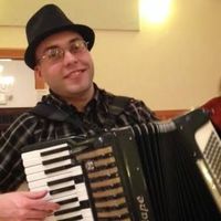 Gawain Thomas的照片