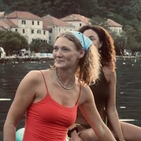 Anne Ladefoged的照片