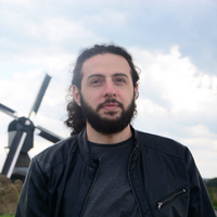 Ismail Mumcu的照片